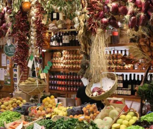 Visit to the Market and to Florence Center (for Small Groups)