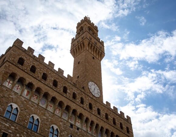 Florence Medici Tour (History and Secrets)